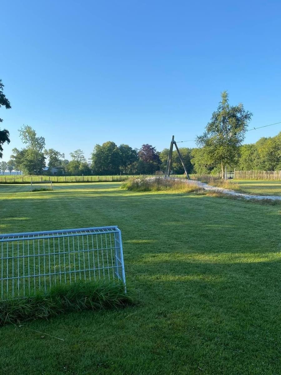 Pipowagens Bij Pannenkoekenrestaurant & Camping De Koppenjan 'Een Uniek Verblijf Met Kinderspeelboerderij' Jubbega-Schurega Экстерьер фото